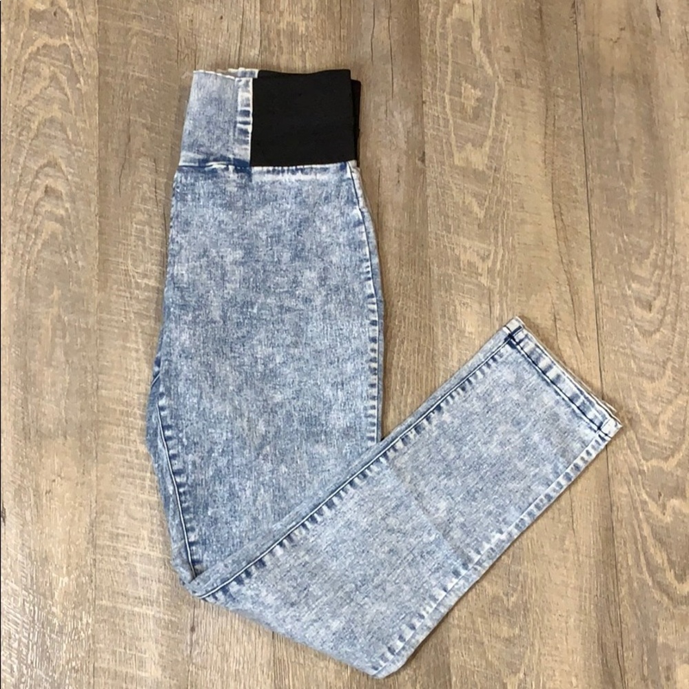 Acid Wash Jeans. XL.